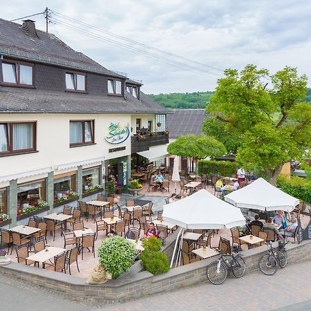 Eifel Hotel Schneider Am Maar Gmbh Шалькенмерен Экстерьер фото