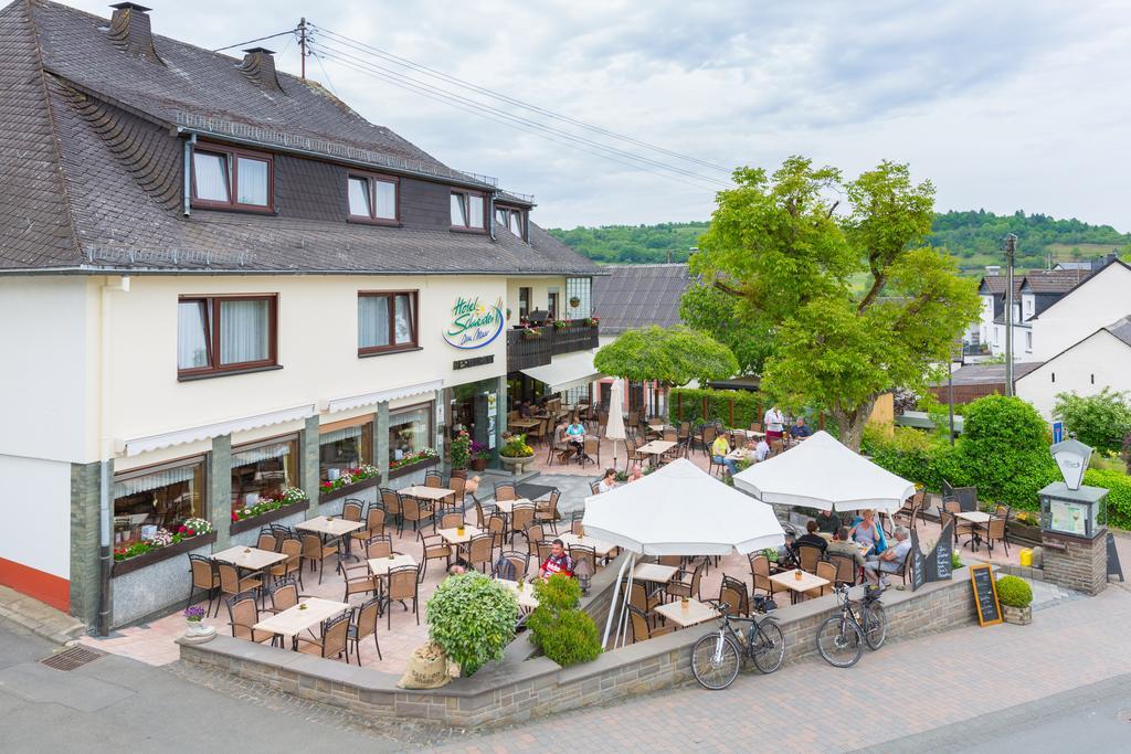 Eifel Hotel Schneider Am Maar Gmbh Шалькенмерен Экстерьер фото